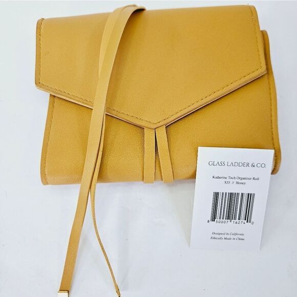 Glass Ladder & Co. Bags Katherine Tech Vegan Leather Organizer Travel Roll Honey - Picture 6 of 14